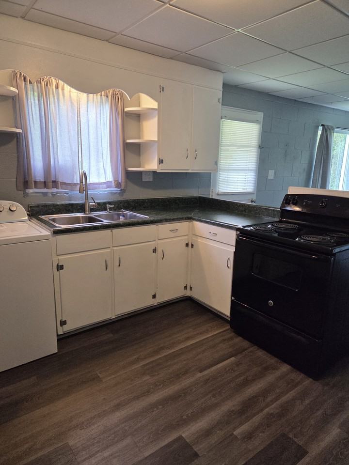 8412 Shilling St #1 - Photo 4 of 12