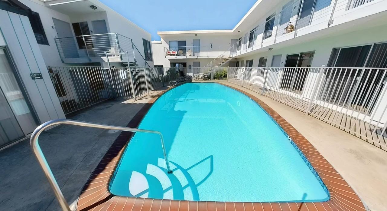 University Crest Apartments - Photo 3 of 38