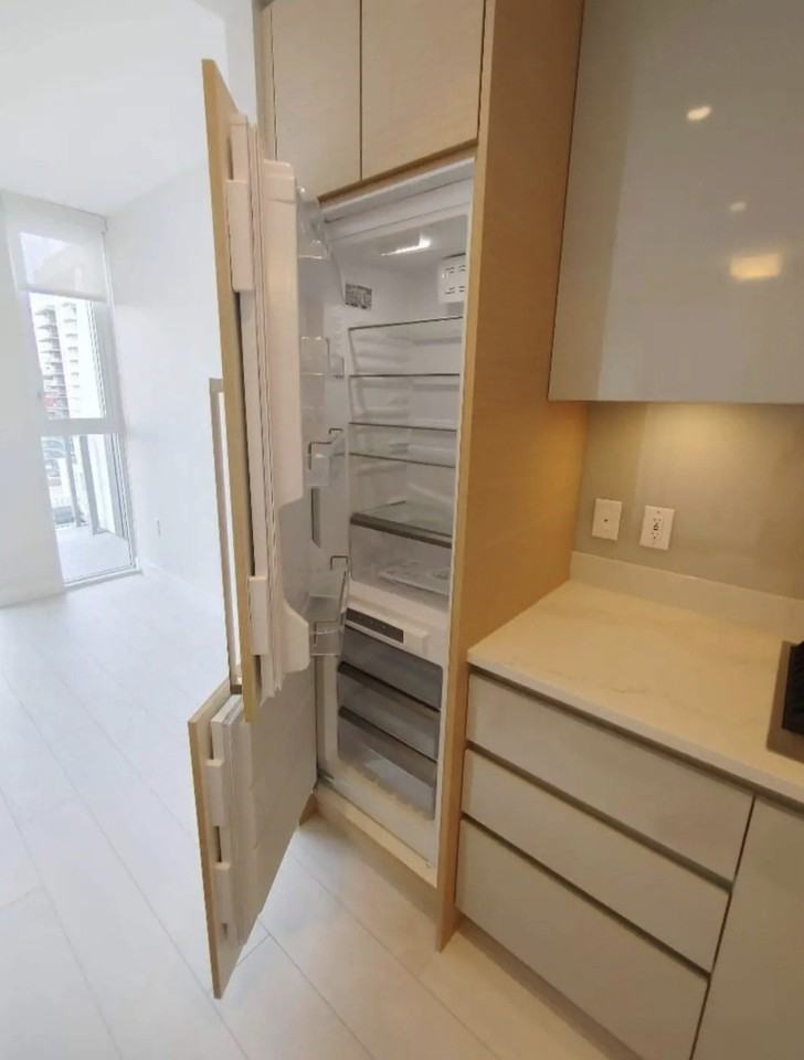 3538 Sawmill Crescent - Photo 4 of 17