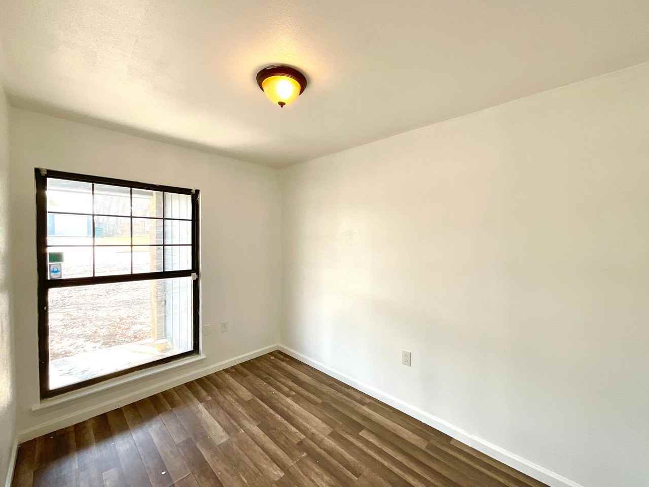 7805 Marigold Trace St - Photo 5 of 33