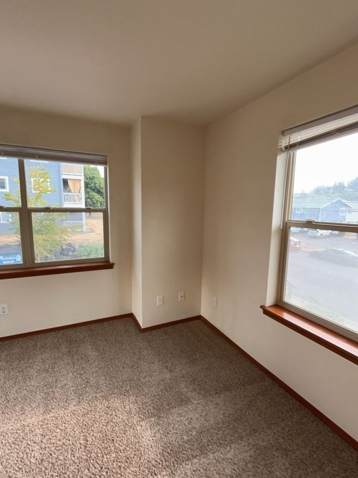 Hooge House - Photo 7 of 41