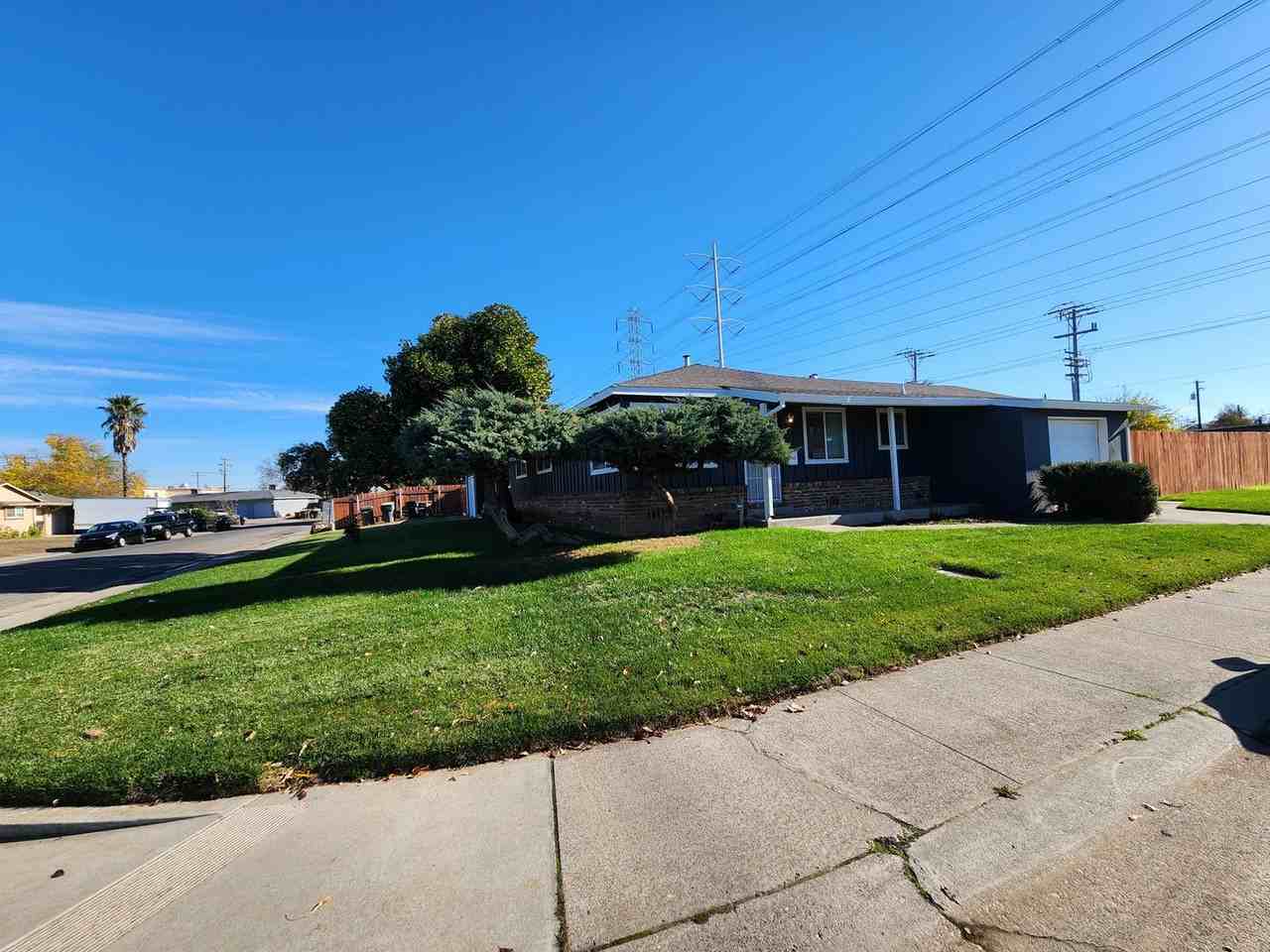 6431 Wire Dr - Photo 2 of 11