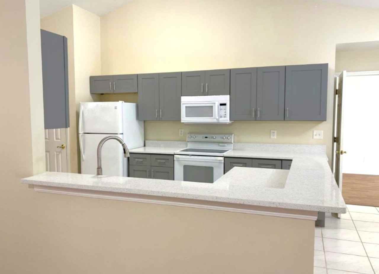 14720 Green Valley Blvd - Photo 6 of 20