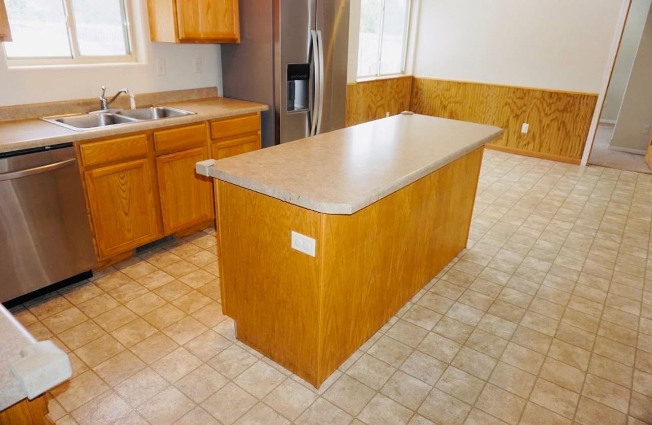 5387 Wild Rose Ln Nw - Photo 4 of 9