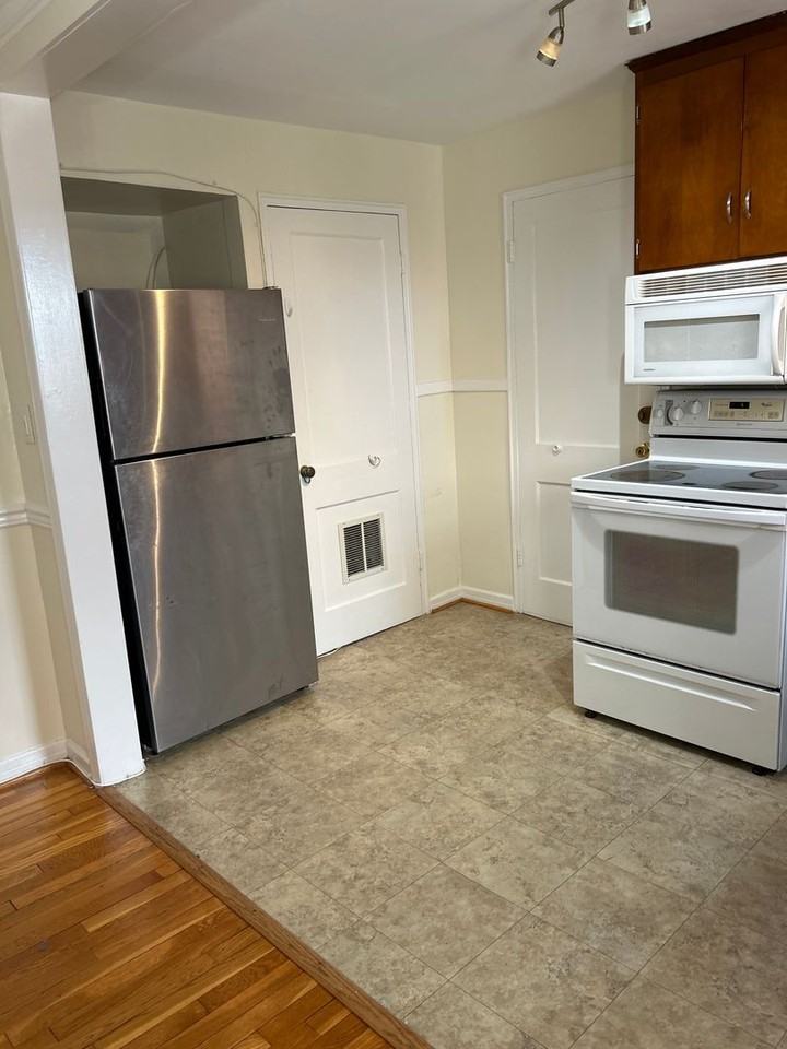 2425 Longview Ave Sw #22 - Photo 7 of 15