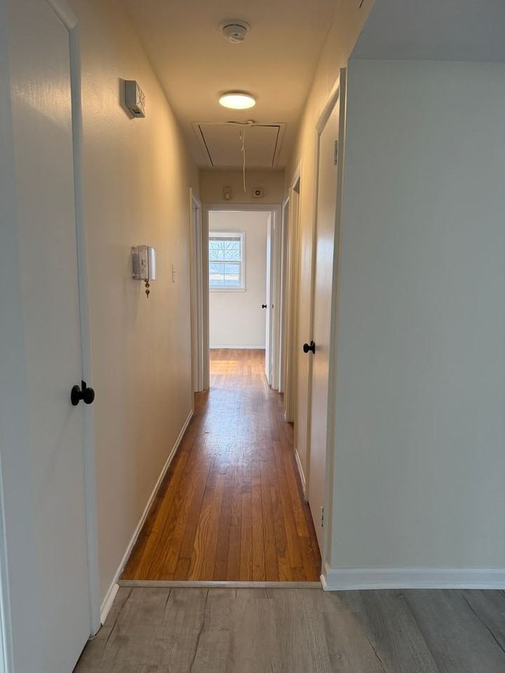 4015 Woodleaf Rd - Photo 5 of 19