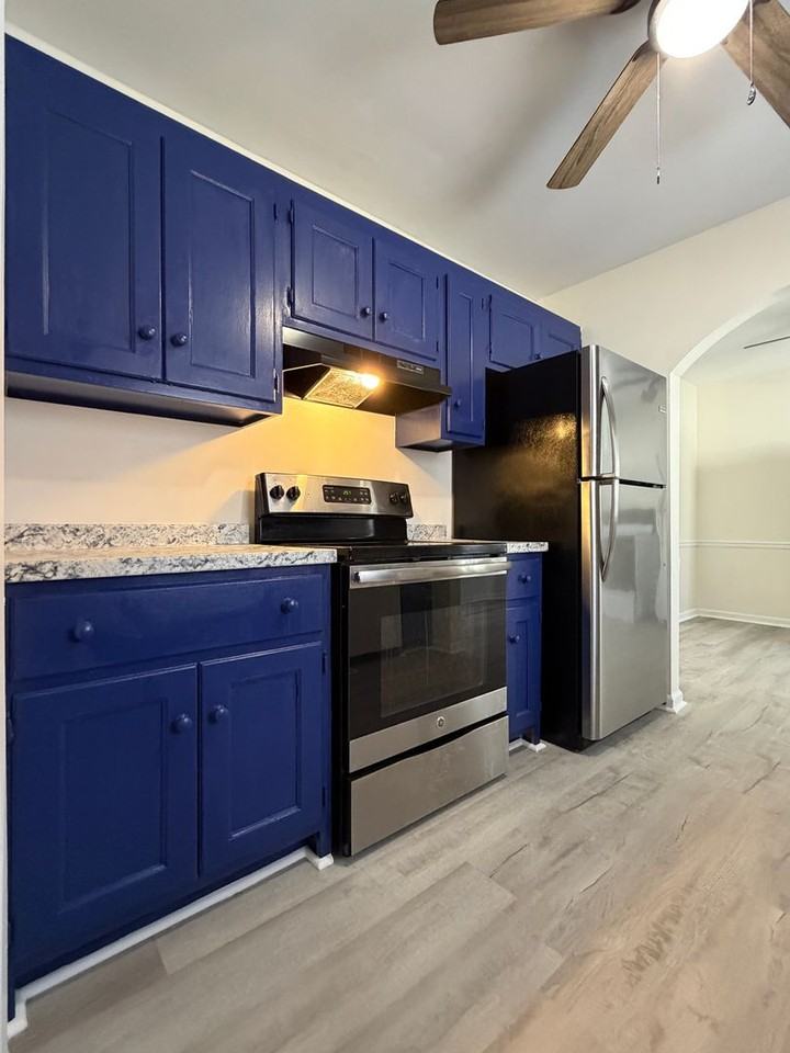 4015 Woodleaf Rd - Photo 5 of 24