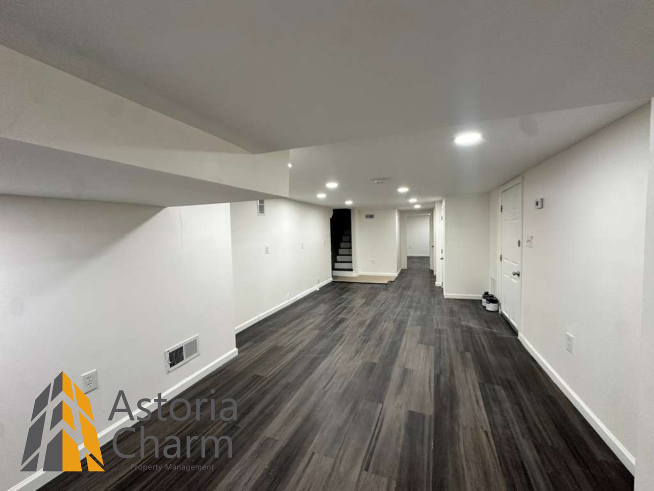 2540 Harford Rd - Photo 7 of 24