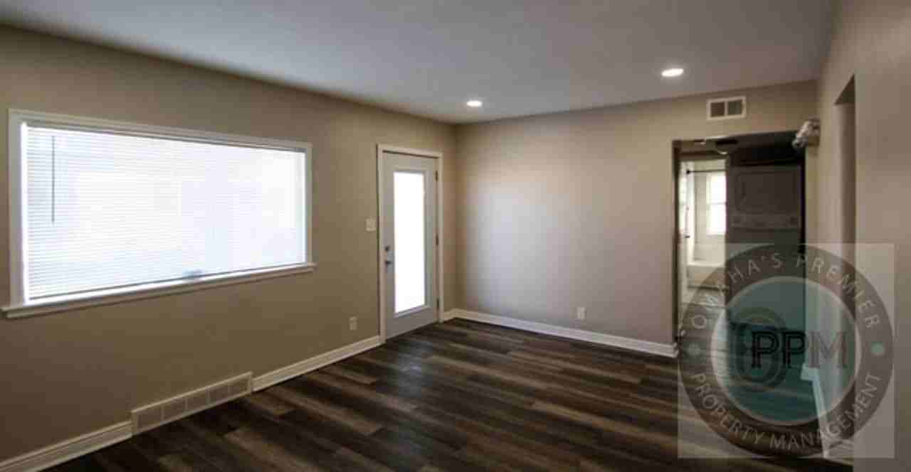 3311 S 32nd Ave - Photo 4 of 26