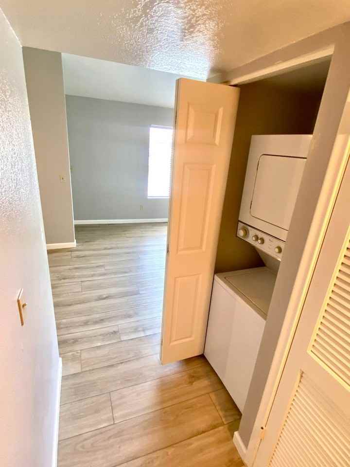 1402 E Guadalupe Rd #225 - Photo 7 of 31