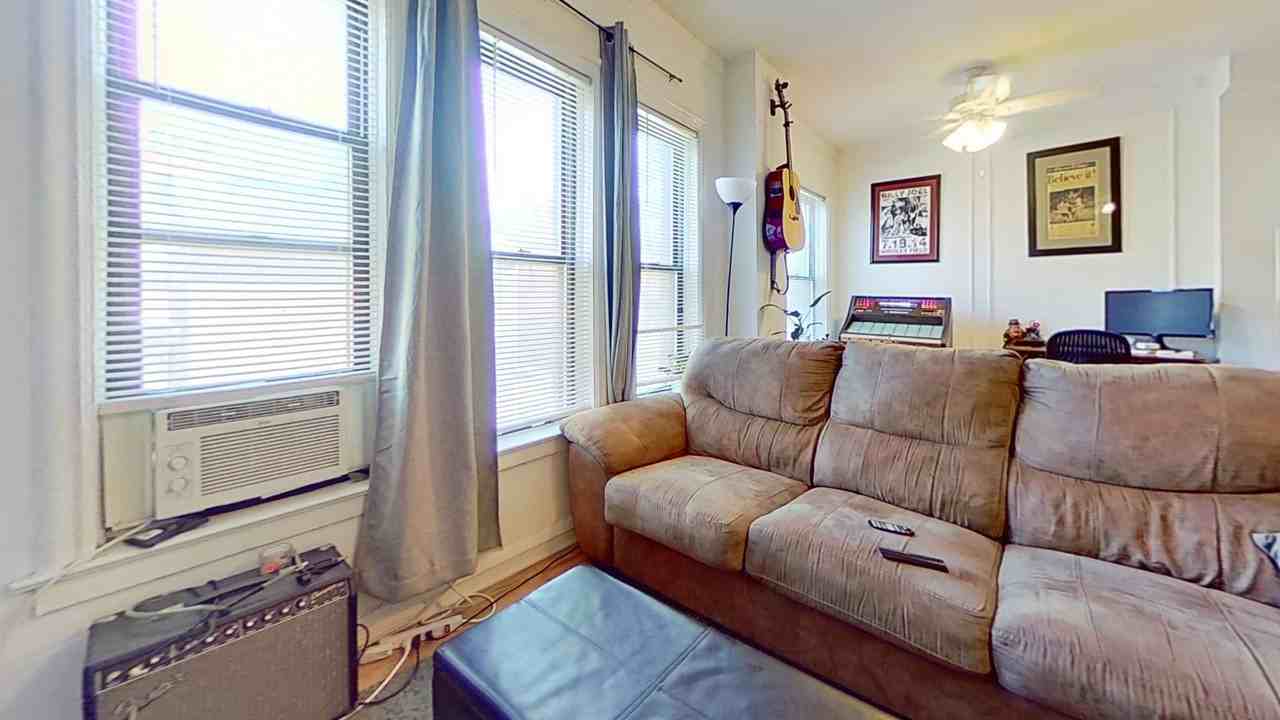 601 W. Deming Pl - Photo 2 of 9