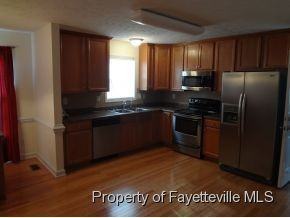 1525 Ellie Ave - Photo 3 of 17