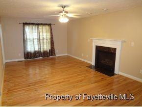 1525 Ellie Ave - Photo 4 of 17