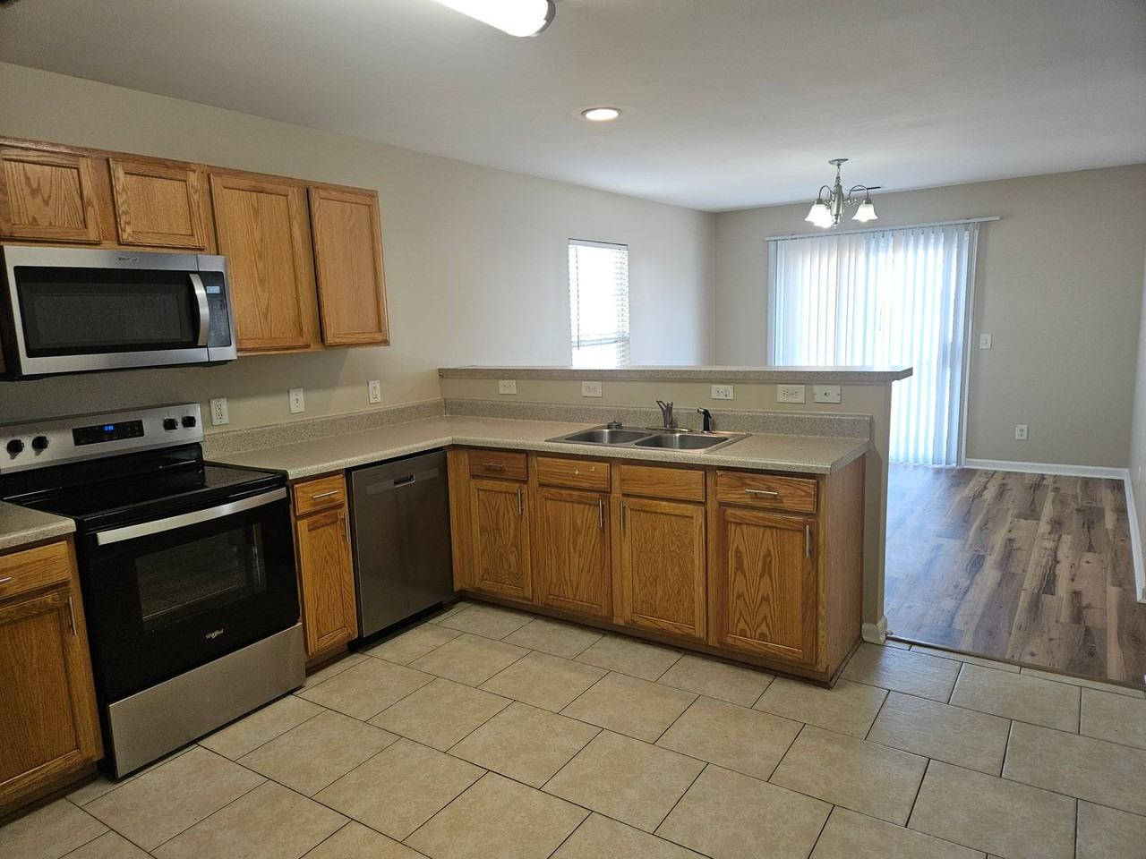 3413 Fatima Ct - Photo 7 of 22