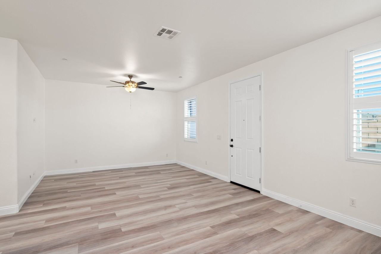 507 Surfbird Ln - Photo 5 of 15