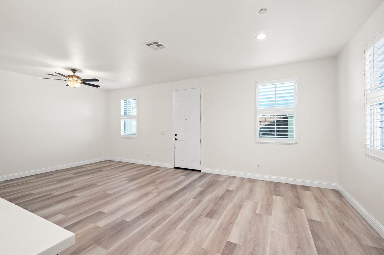 507 Surfbird Ln - Photo 6 of 15