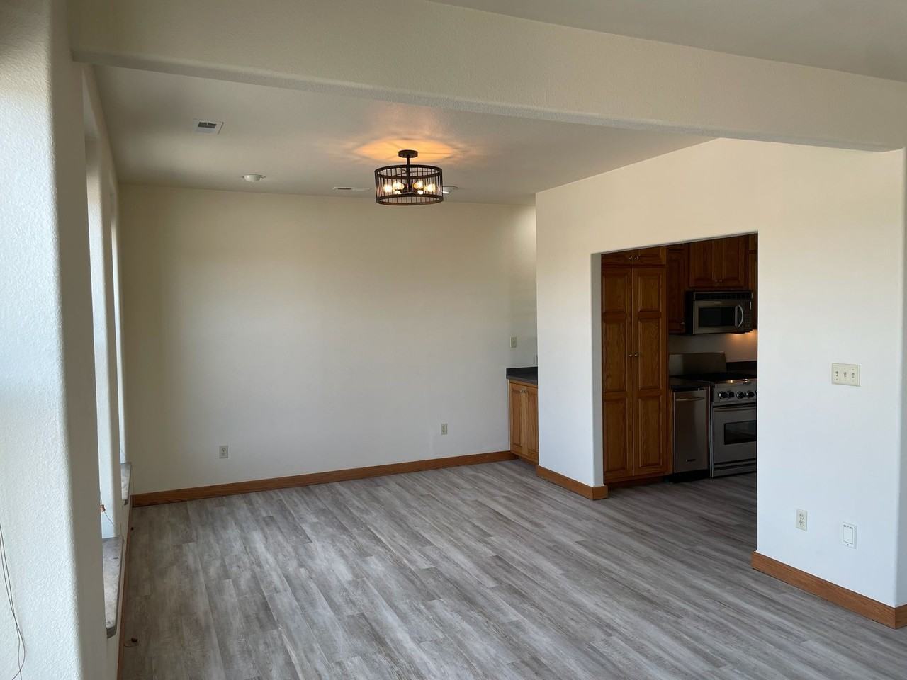 101 W 2nd Ave - Photo 2 of 20