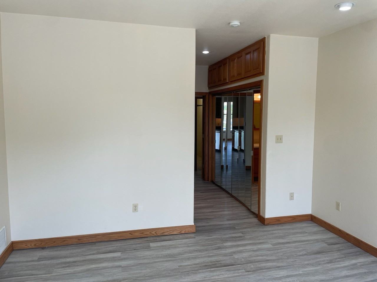 101 W 2nd Ave - Photo 7 of 20