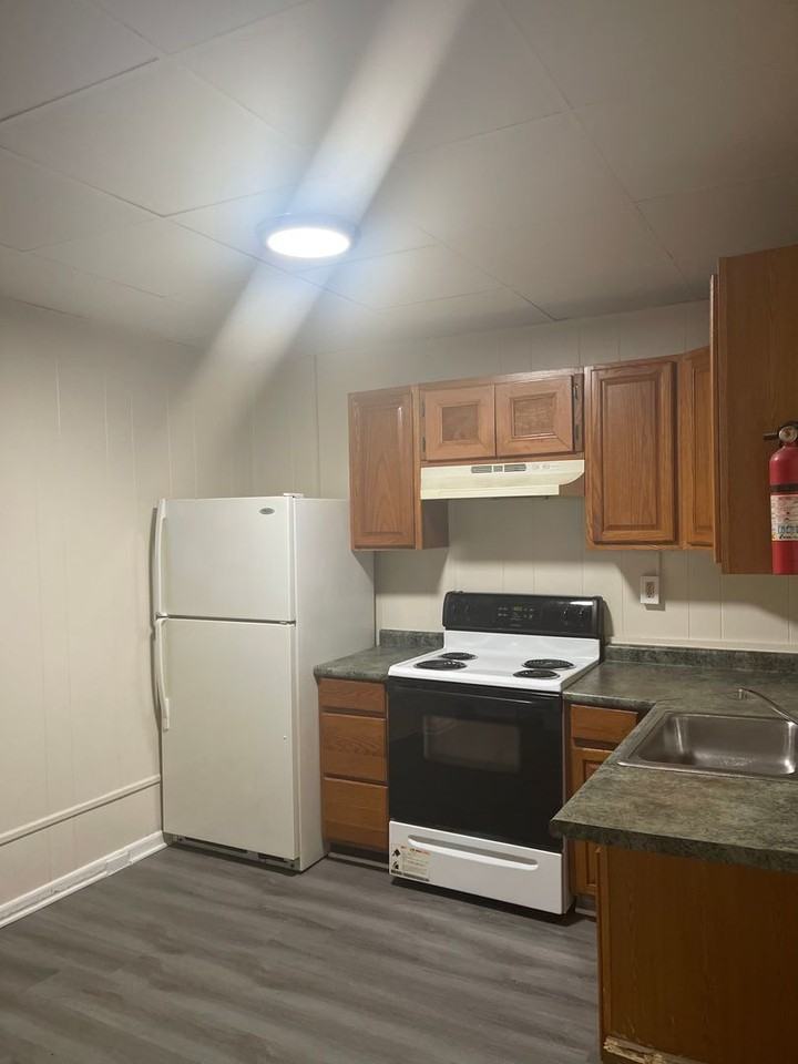 30_818 - Photo 7 of 16