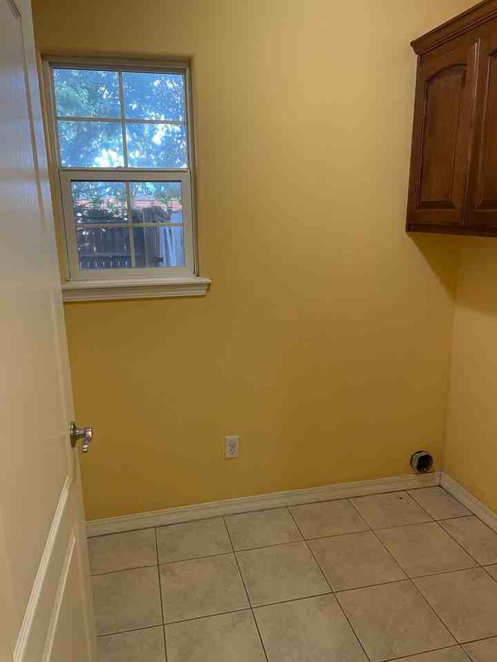 143 Fox Run Cir - Photo 6 of 20