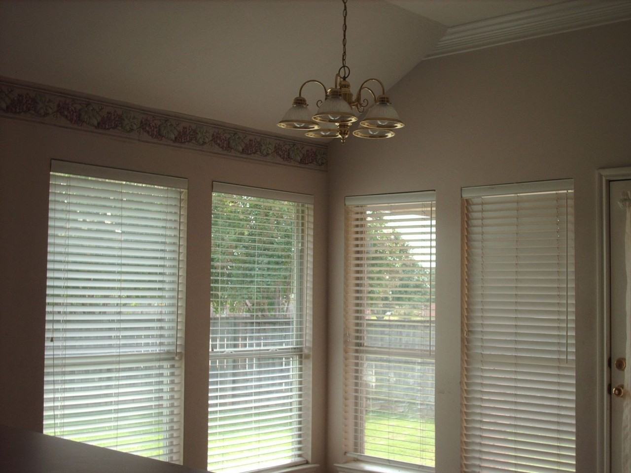 3519 Vienna Dr - Photo 6 of 11