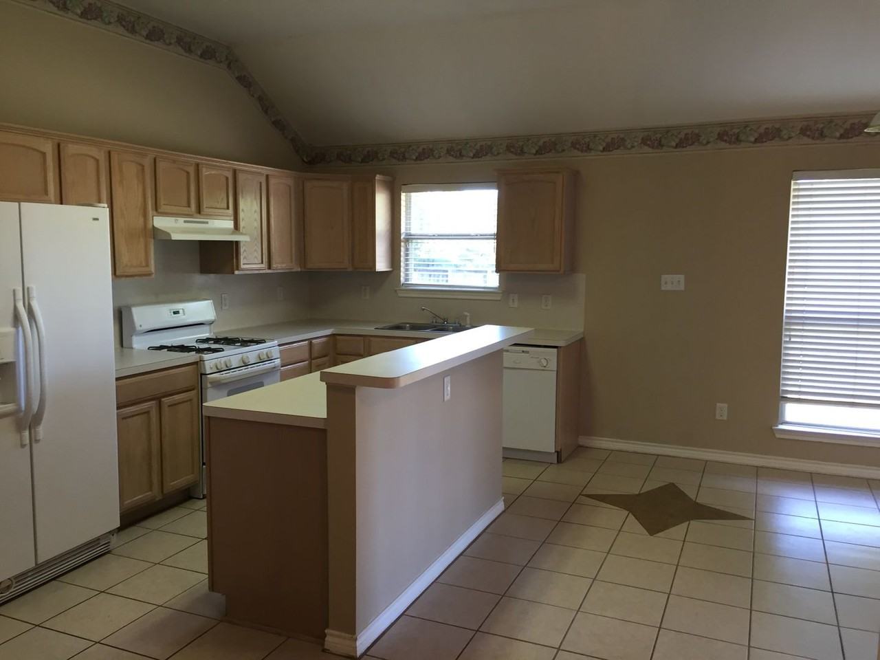 3519 Vienna Dr - Photo 7 of 11