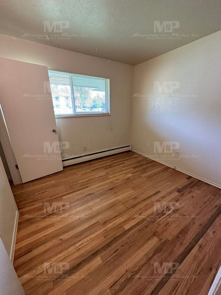 1603 W Elizabeth St - Photo 6 of 16