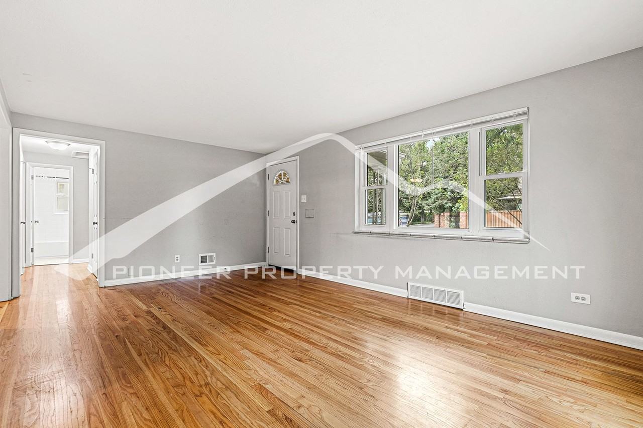 4564 E Mexico Ave - Photo 3 of 15