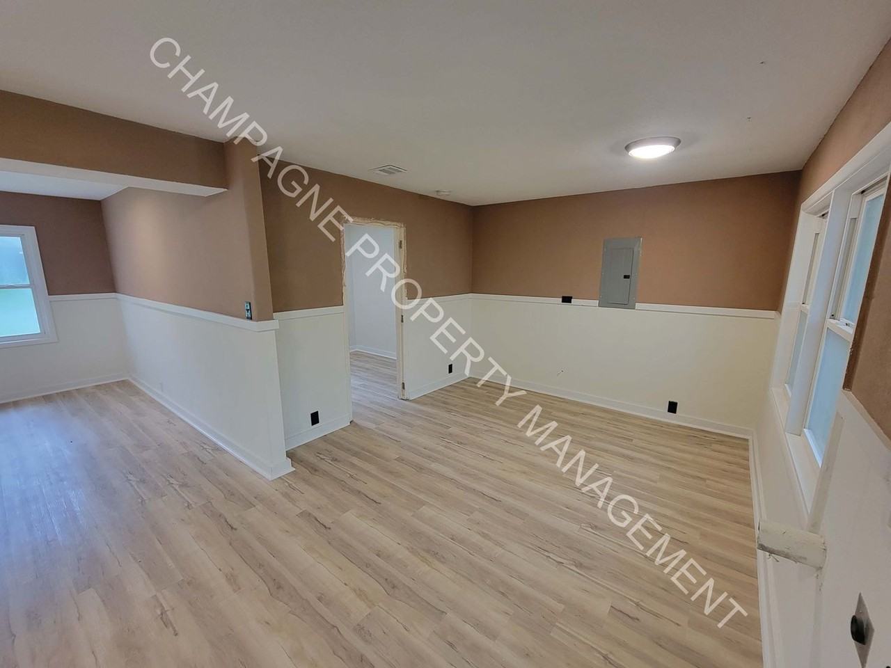 11227 Eastern Ave - Photo 5 of 14