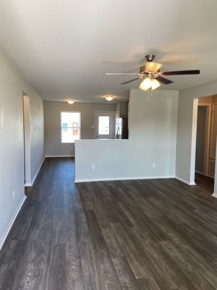 1740 Raden St - Photo 5 of 20