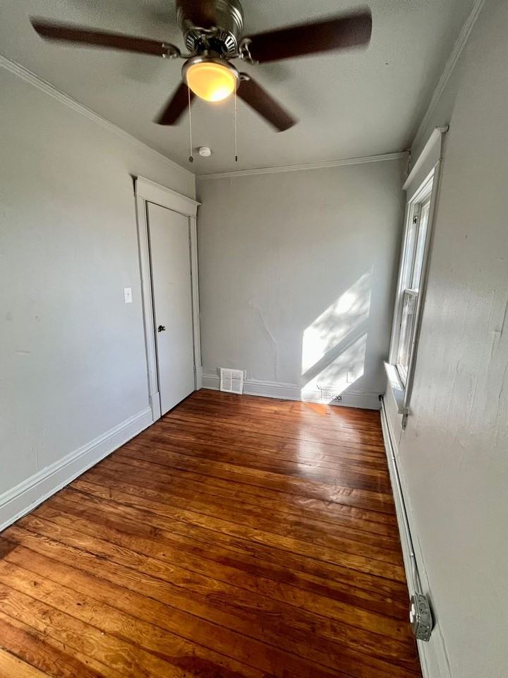 2511 Jones St - Photo 5 of 17