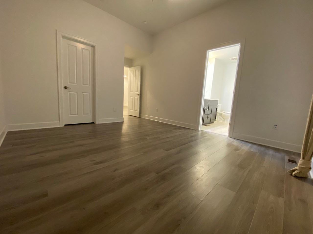 9062 E 50th Dr - Photo 3 of 29