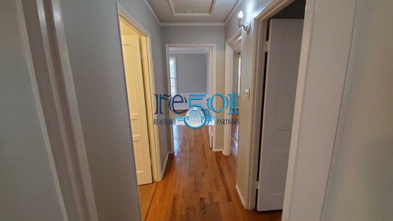 1808 N Cleveland St - Photo 7 of 31