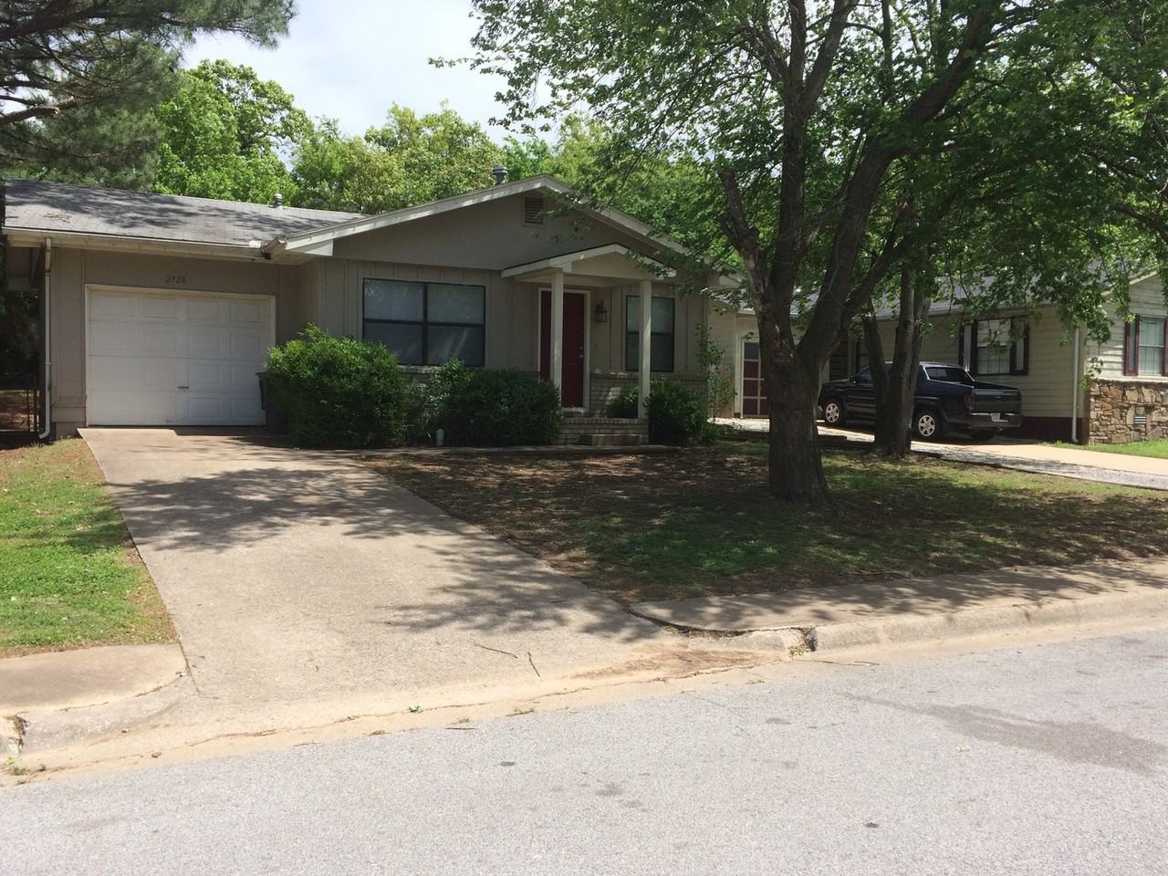 2728 N Villa Blvd - Photo 3 of 14