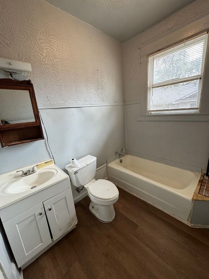 114 Egan St - Photo 7 of 7