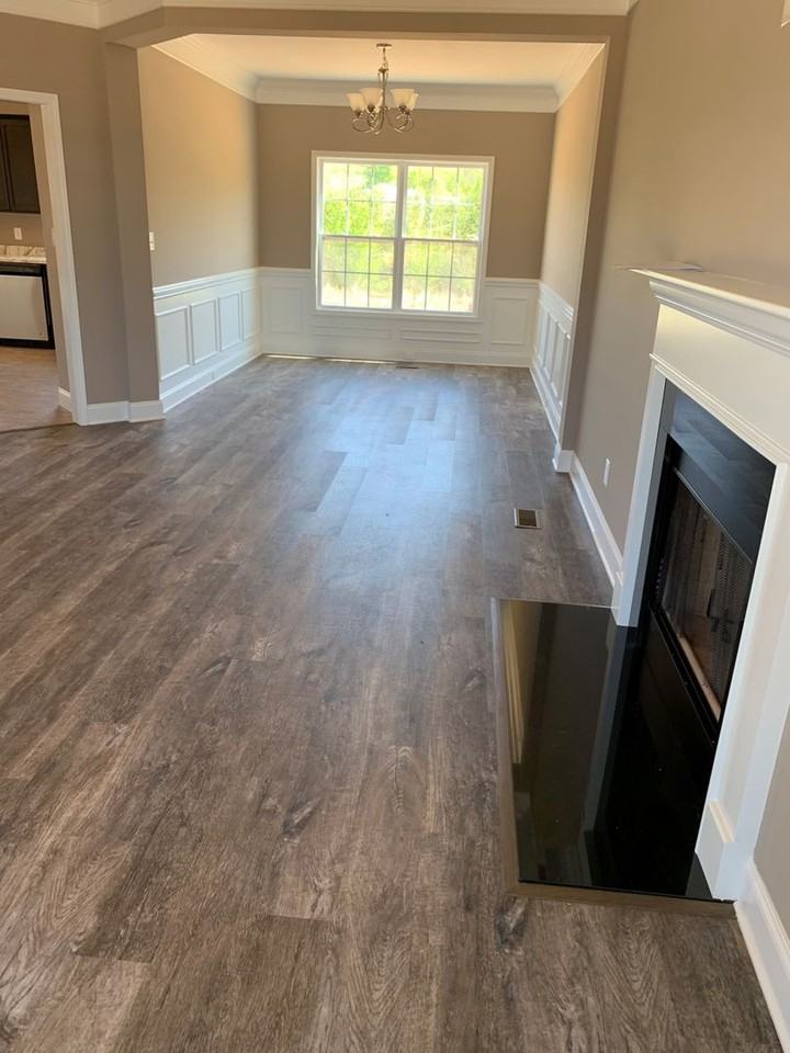 3110 Dominion Dr - Photo 3 of 13