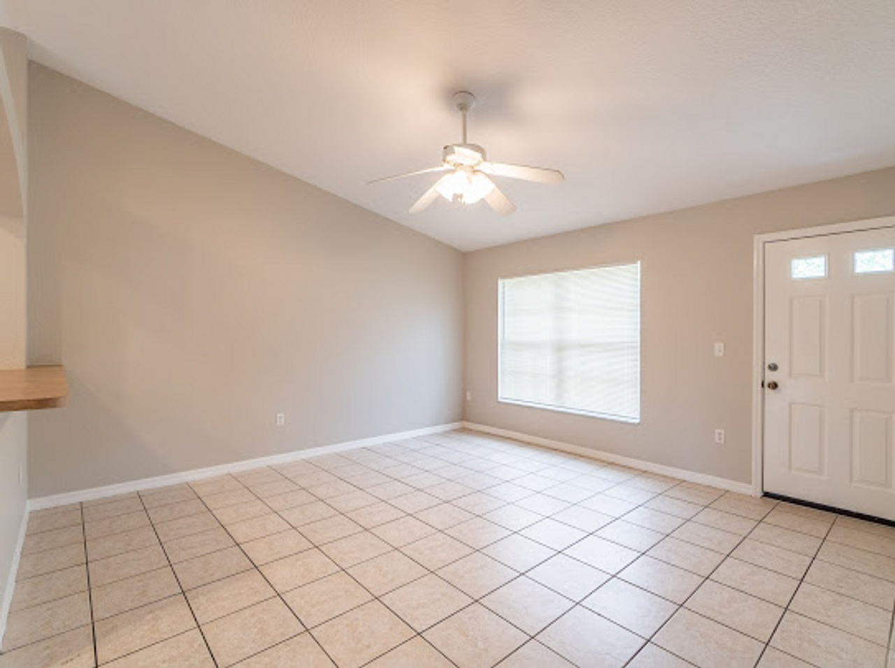 9 E 5th St - Photo 4 of 30