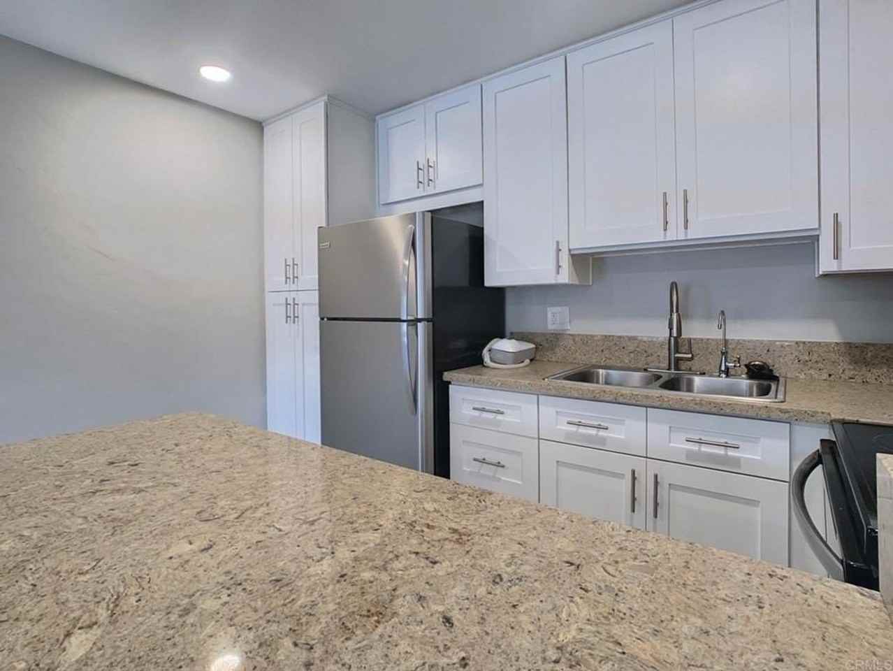 6358 Rancho Mission Rd - Photo 6 of 12