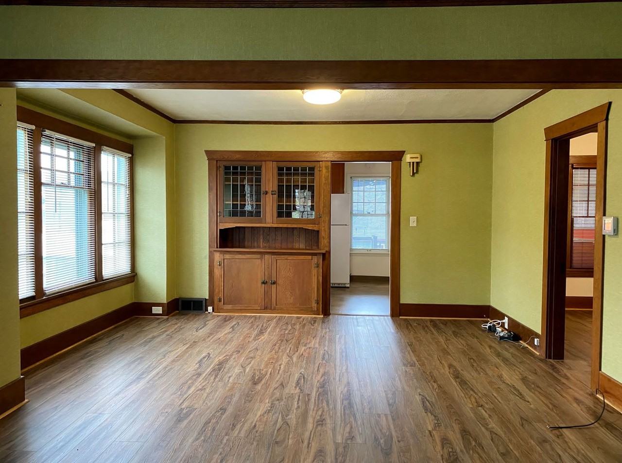 119 W 11th St - Photo 4 of 20