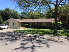 featured image of 220 Sheperds Ln