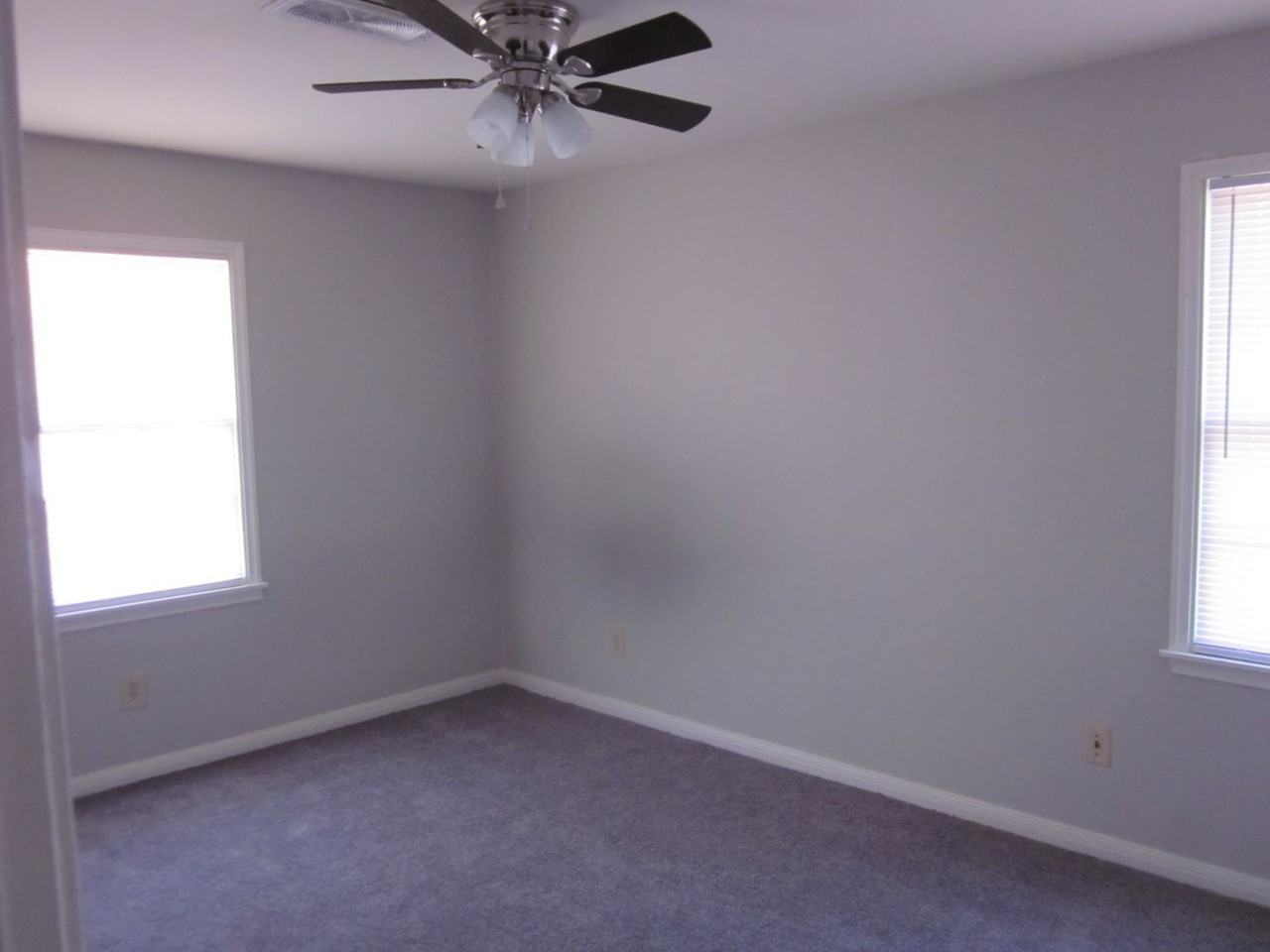 5515 Randolph Rd - Photo 6 of 13