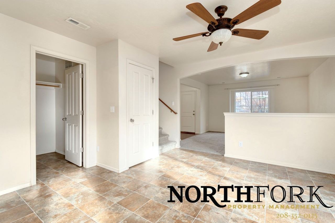 5523 S Moonfire Way - Photo 5 of 16