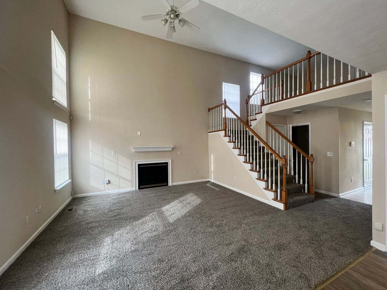 10603 Waycross Ave - Photo 5 of 14