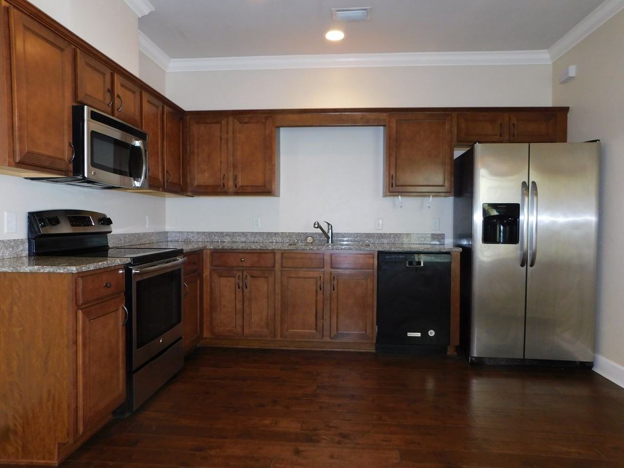 5156 Nw 21st Dr - Photo 4 of 25