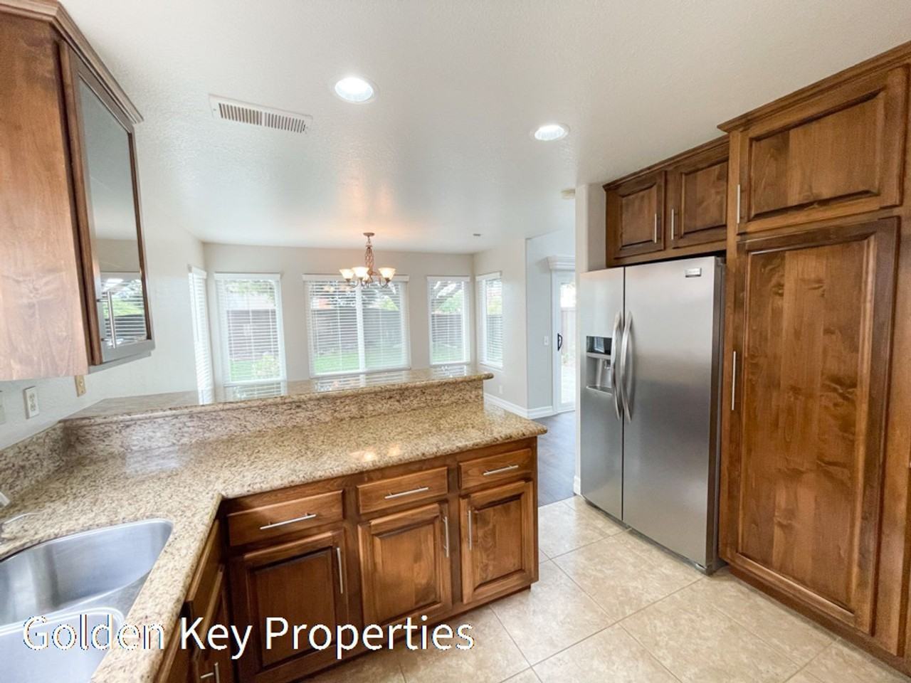 1910 Corte Torero - Photo 7 of 25