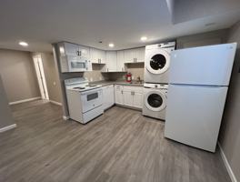 featured image of 4524 Thompson Ct #B