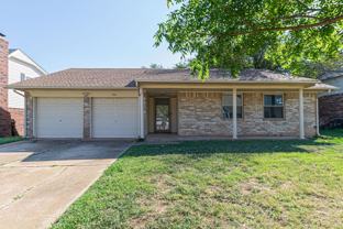 116 S Bouziden Dr - Photo 1 of 1