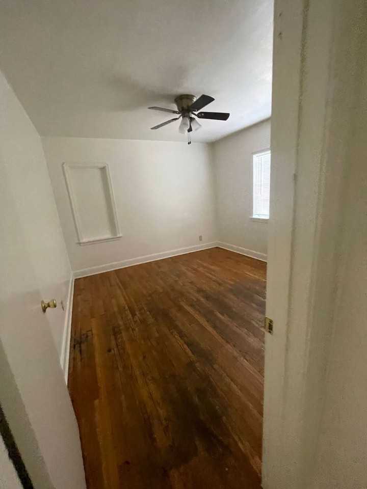 346 Hazel St - Photo 7 of 15