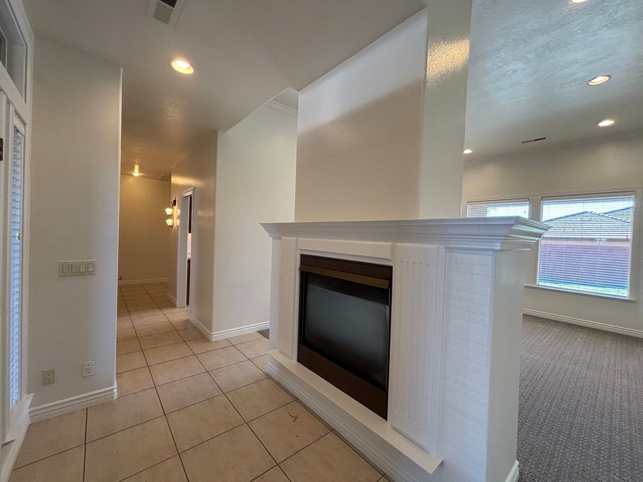 348 E 1060 S - Photo 3 of 34