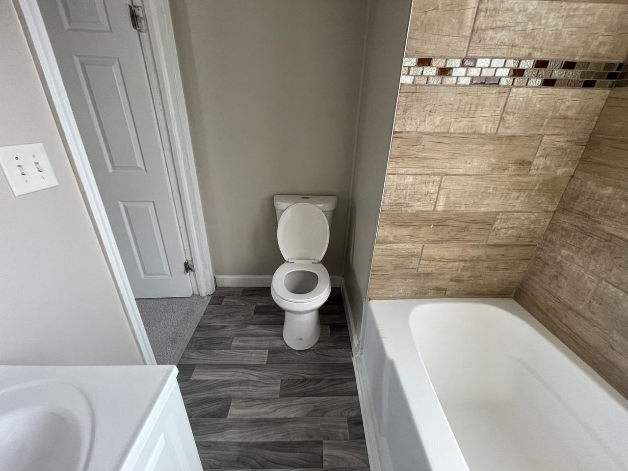 16902 Langly Ave - Photo 6 of 25